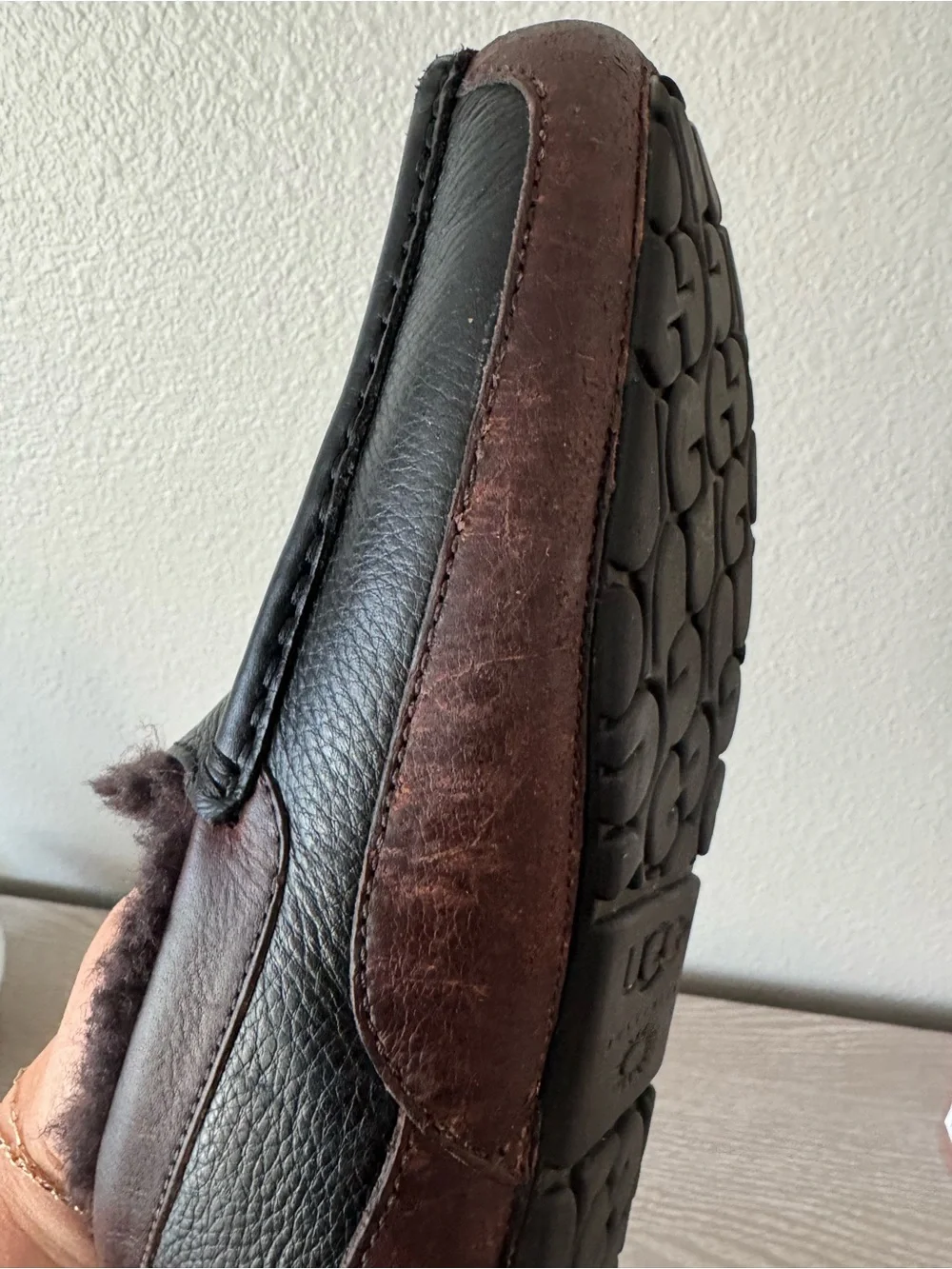 UGG men ascot